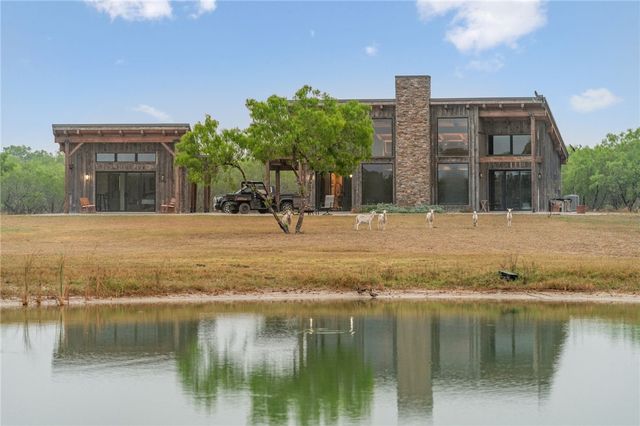 141 S Private Road 1026, Kingsville, TX 78363