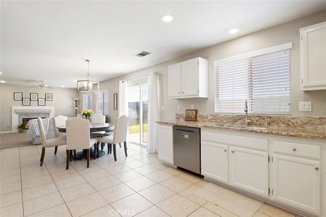 145 Buckthorn, Corona, CA 92881