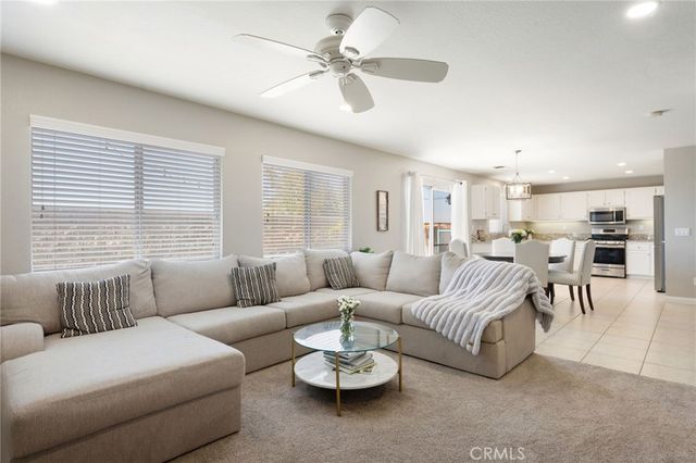 145 Buckthorn, Corona, CA 92881