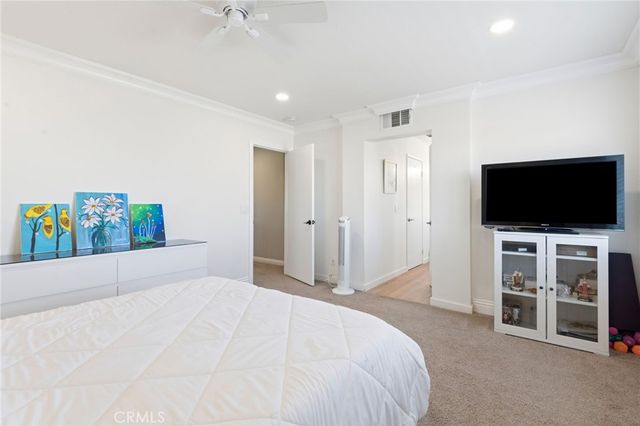 145 Buckthorn, Corona, CA 92881