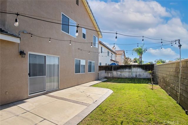 145 Buckthorn, Corona, CA 92881