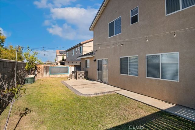 145 Buckthorn, Corona, CA 92881