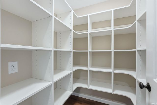 11156 Oaklynn Reserve Boulevard, Fort Wayne, IN 46835