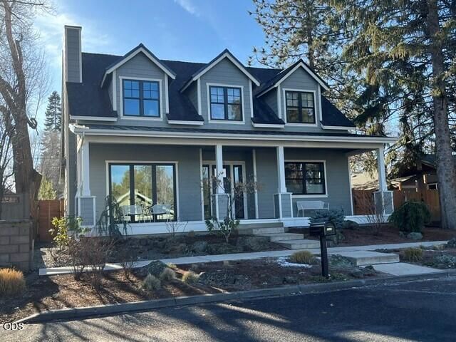1225 NW Elgin Avenue, Bend, OR 97703