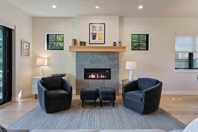 1225 NW Elgin Avenue, Bend, OR 97703