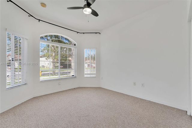 143 SE 22nd Ter, Homestead, FL 33033