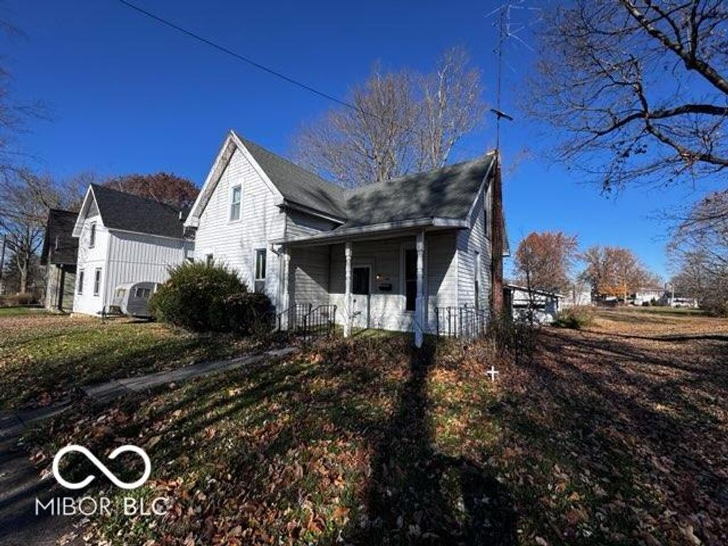 134 W Pine Street, Knightstown, IN 46148