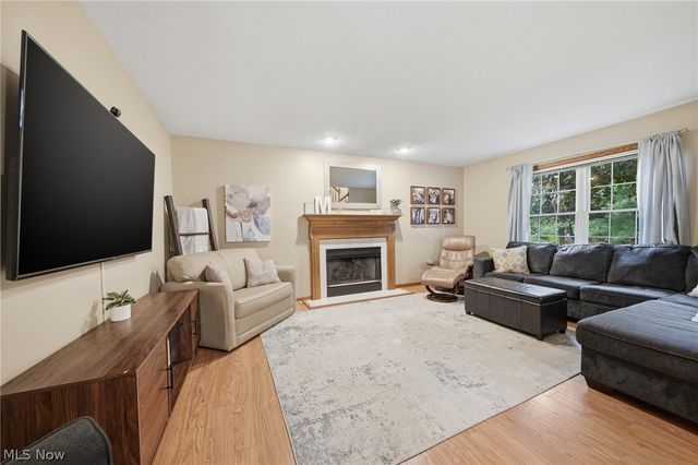 8714 Billendon Circle NW, North Canton, OH 44720