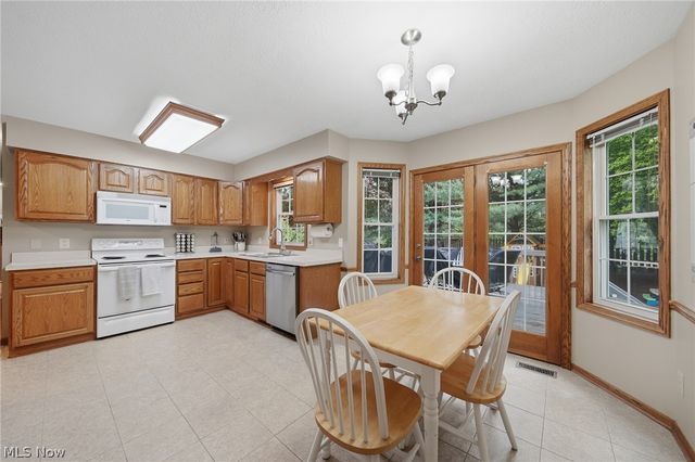 8714 Billendon Circle NW, North Canton, OH 44720