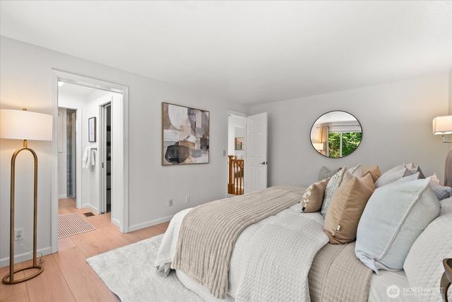 1030 NW Inneswood Drive, Issaquah, WA 98027