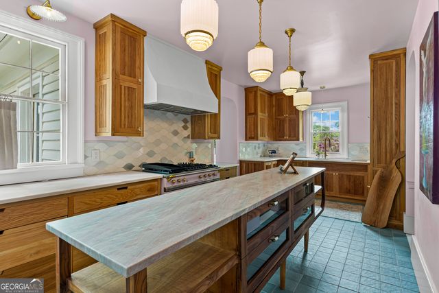 15 Robinson Street, Newnan, GA 30263