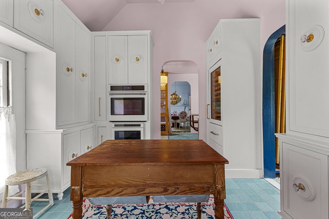 15 Robinson Street, Newnan, GA 30263