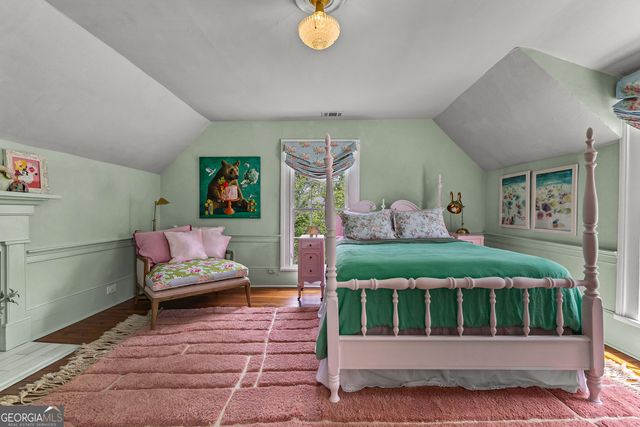 15 Robinson Street, Newnan, GA 30263