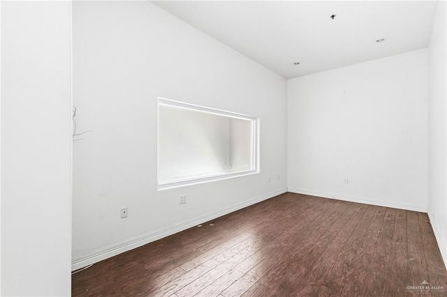 5025 W Expressway 83 Highway 120, Mcallen, TX 78503