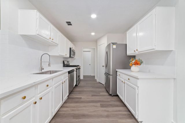 17003 Summer Dew Lane, Houston, TX 77095