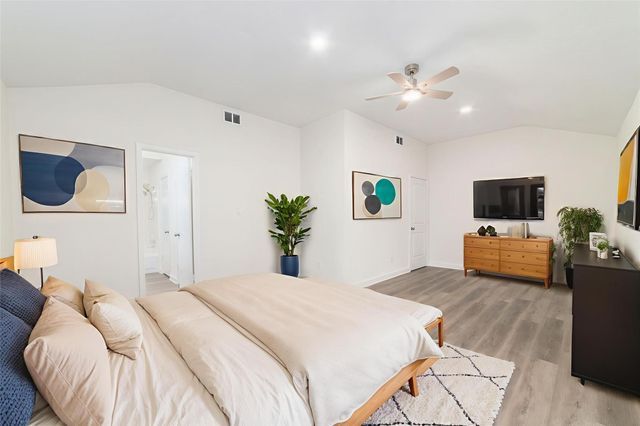 17003 Summer Dew Lane, Houston, TX 77095