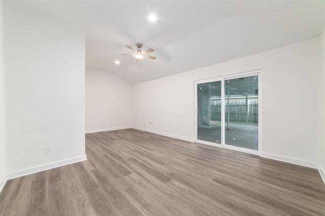 17003 Summer Dew Lane, Houston, TX 77095