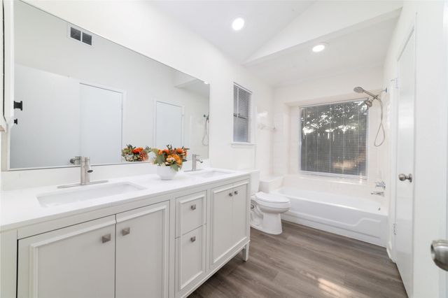 17003 Summer Dew Lane, Houston, TX 77095