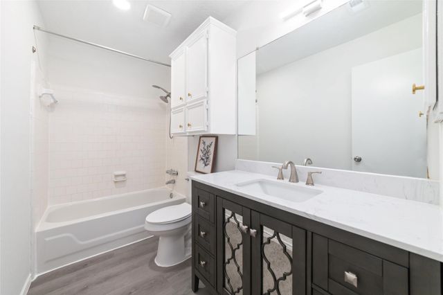 17003 Summer Dew Lane, Houston, TX 77095