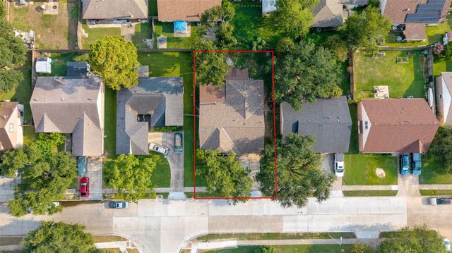 17003 Summer Dew Lane, Houston, TX 77095