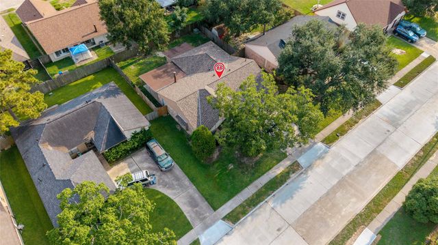 17003 Summer Dew Lane, Houston, TX 77095