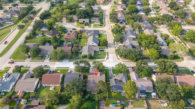17003 Summer Dew Lane, Houston, TX 77095