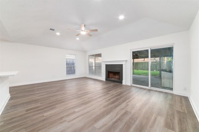 17003 Summer Dew Lane, Houston, TX 77095