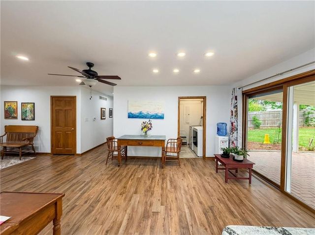 622 W EDWARDS Street, Maryville, MO 64468