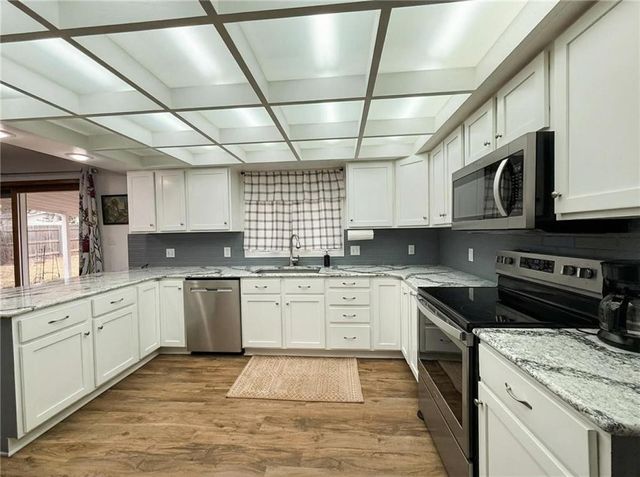 622 W EDWARDS Street, Maryville, MO 64468