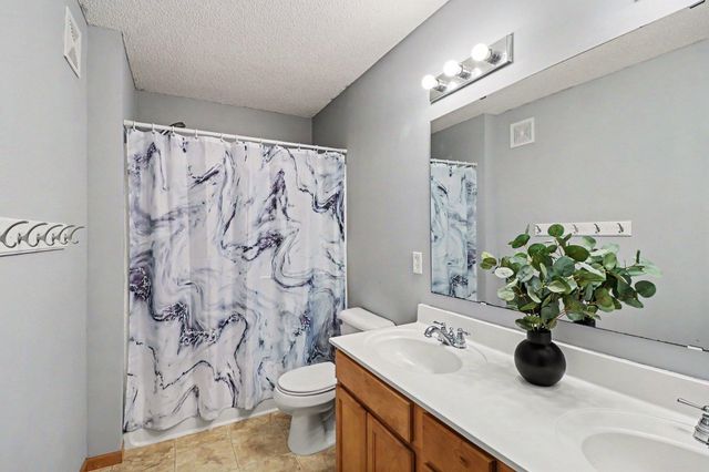 3340 Molina Street, Shakopee, MN 55379