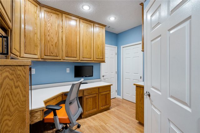 408 Sapphire Court, Seneca, SC 29672