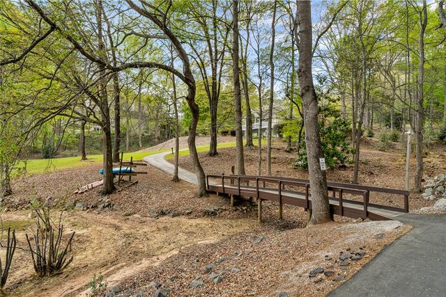 408 Sapphire Court, Seneca, SC 29672