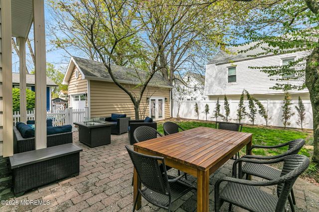 39 Allen Street, Rumson, NJ 07760