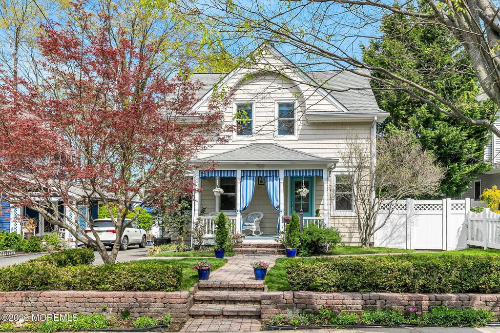 39 Allen Street, Rumson, NJ 07760