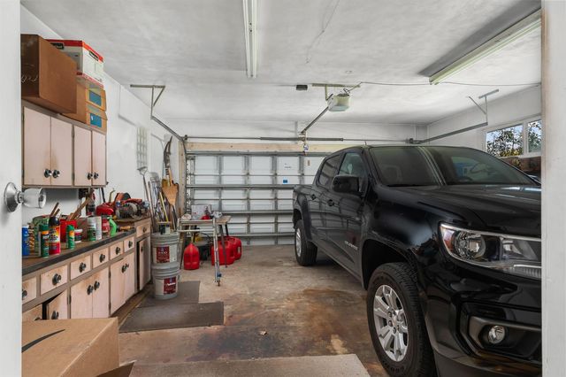 2625 NE 35th Street, Fort Lauderdale, FL 33306