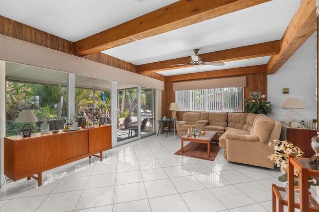 2625 NE 35th Street, Fort Lauderdale, FL 33306