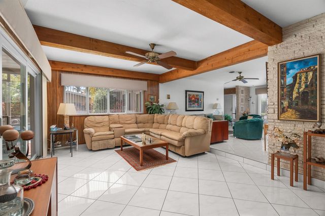 2625 NE 35th Street, Fort Lauderdale, FL 33306