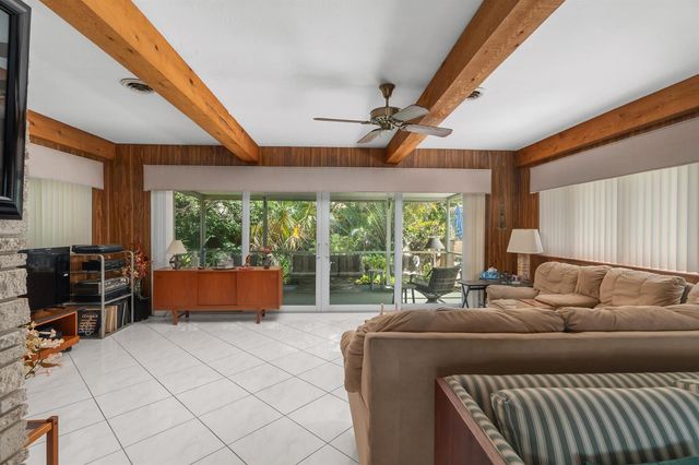 2625 NE 35th Street, Fort Lauderdale, FL 33306