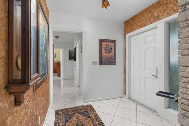 2625 NE 35th Street, Fort Lauderdale, FL 33306