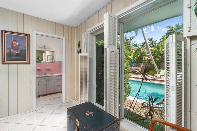 2625 NE 35th Street, Fort Lauderdale, FL 33306