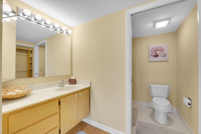 2001 Marina Isle Way 203, Jupiter, FL 33477
