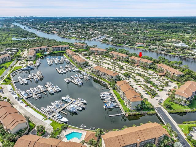 2001 Marina Isle Way 203, Jupiter, FL 33477