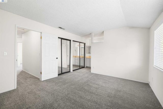 7552 Silvertree Ln 25, Dublin, CA 94568