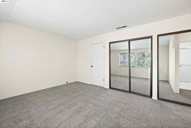 7552 Silvertree Ln 25, Dublin, CA 94568