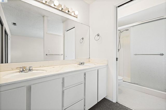 7552 Silvertree Ln 25, Dublin, CA 94568