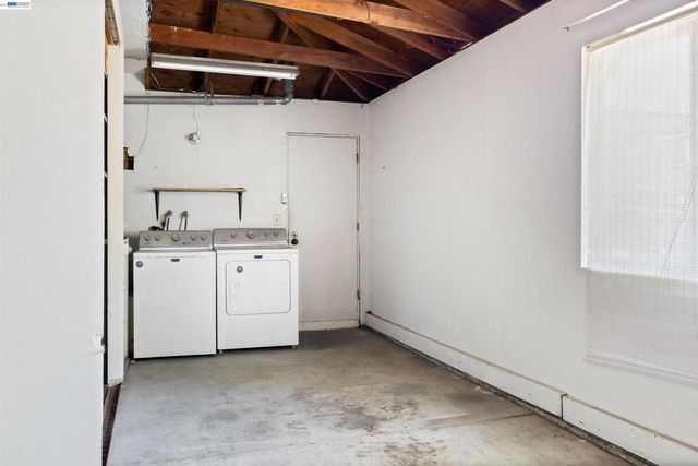 7552 Silvertree Ln 25, Dublin, CA 94568