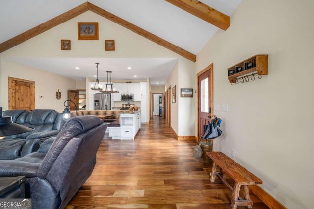 292 Silver Fox Trail, Blue Ridge, GA 30513