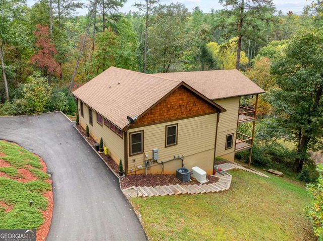 292 Silver Fox Trail, Blue Ridge, GA 30513