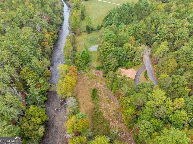 292 Silver Fox Trail, Blue Ridge, GA 30513