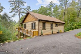292 Silver Fox Trail, Blue Ridge, GA 30513